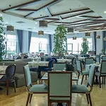 Thermal Hotel